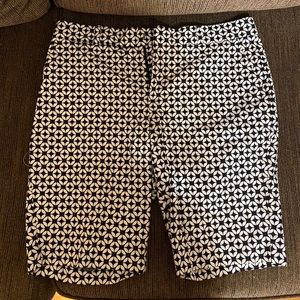 Black/White Bermuda Short